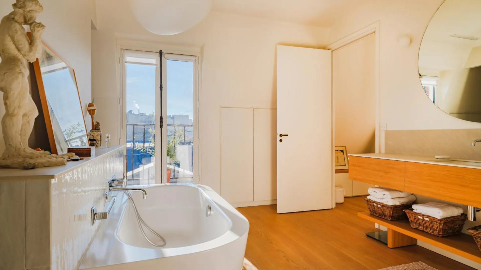 Paris St Germain Loft Residence